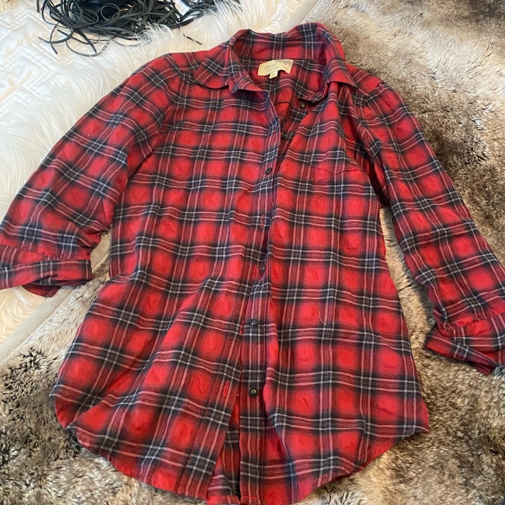 Elizabeth & James top